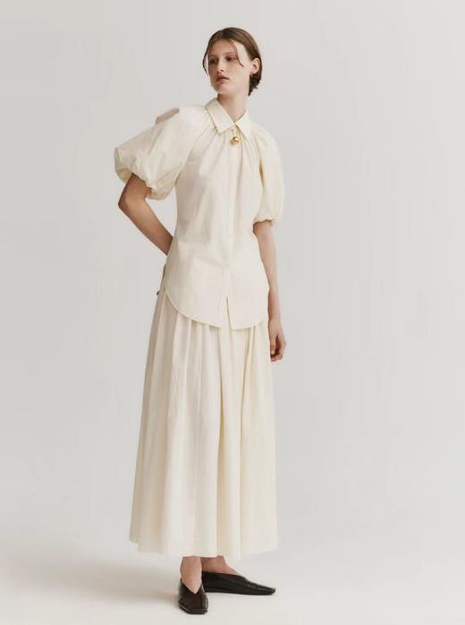 Ashlyn 象牙白FAWN花苞短袖抽褶衬衫 商品图7