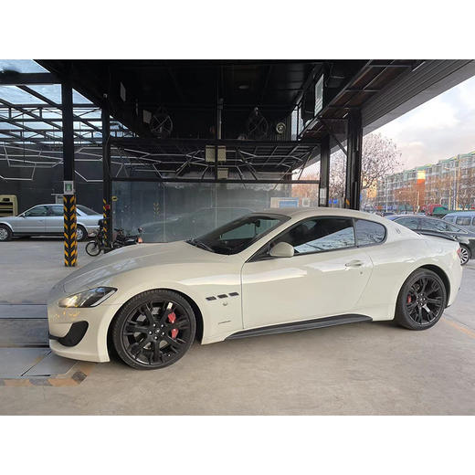 玛莎拉蒂	GranTurismo 4.7L Sport F1 【长租-北京】 商品图1