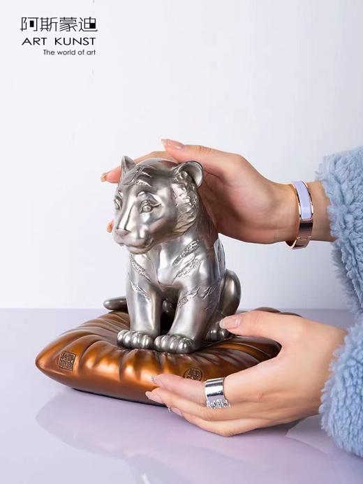【6F】阿斯蒙迪+王志杰小萌虎限量签名青铜摆件 商品图4
