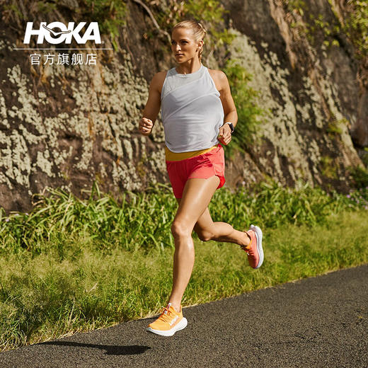 【特价商品部分可能有小瑕疵不影响穿着】HOKA ONE ONE Carbon X3 卡奔卡本 X3 竞速碳板跑鞋 商品图1