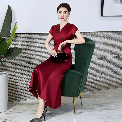 品质醋酸婚宴旗袍连衣裙，短袖高考旗开得胜旗袍晚宴礼服WXG-8506 商品图2