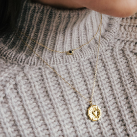 北京仓｜ Monsieur-Fella-雕刻徽章 项链［法国设计师］