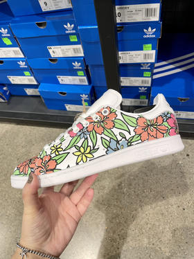 半价¥520！Adidas阿迪达斯三叶草 限量花朵款🌺女款小白鞋