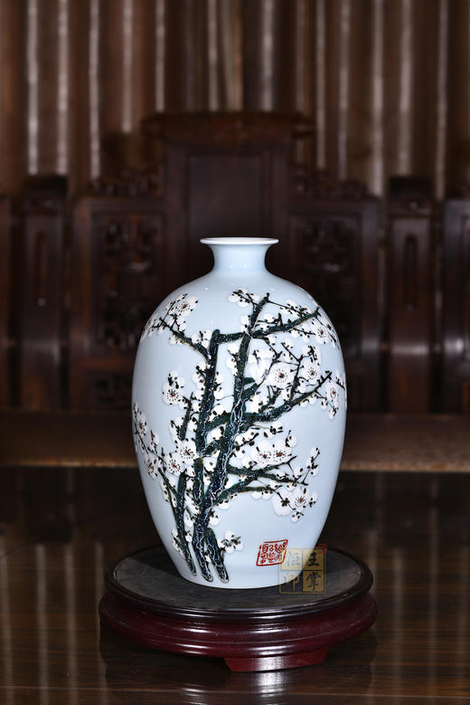 宁勤征：淡青釉堆画梅花清香雪韵 商品图0