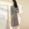 剩S/M/L 米思阳2025早秋新款时尚耐看棋盘格印花中长裙宽松舒适连衣裙0188 商品缩略图4