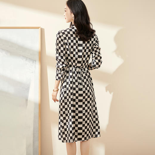 剩S/M/L 米思阳2025早秋新款时尚耐看棋盘格印花中长裙宽松舒适连衣裙0188 商品图4