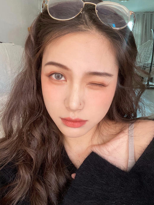 【日抛】 莉莉灰supernate素娜 | 中直径14.2，着色13.3 | 【同品牌多盒更划算，完整选款色板在详情页里哟】，灰色混血日抛 商品图1