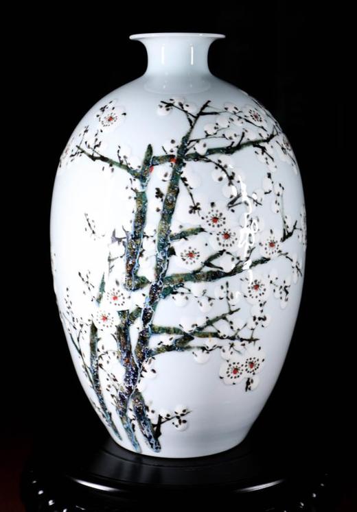 淡青釉堆画梅花清香雪韵 商品图0