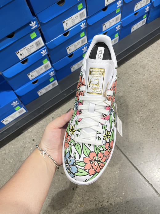 半价¥520！Adidas阿迪达斯三叶草 限量花朵款🌺女款小白鞋 商品图1