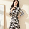 剩S/M/L 米思阳2025早秋新款时尚耐看棋盘格印花中长裙宽松舒适连衣裙0188 商品缩略图1