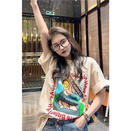 【限时折扣】小众设计感卡通宽松短袖T恤（蒙娜丽莎）S-L（非质量问题不退不换） 商品图1