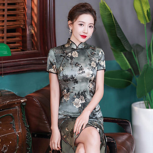 【WXG】2022年新款真丝旗袍桑蚕丝复古夏季短款女改良日常年轻款高端气质 商品图3