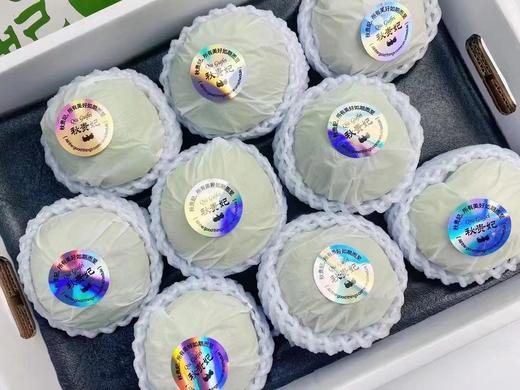 #秋贵妃·玉露香梨🍐——所有美好如期而至！秋冬必备的香梨，源自梨乡隰县的稀有品种，脆甜、细腻！嫩白的果肉，入口清甜多汁，一口爆汁，甜脆无渣！ 商品图4