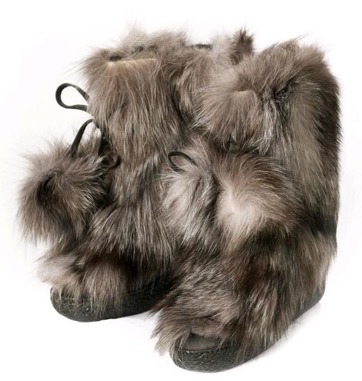 Diavolezza - Short Fur Boots W Pom Pom - Forst Grey - Grey - 女装 - 毛毛靴 - 灰色 商品图0