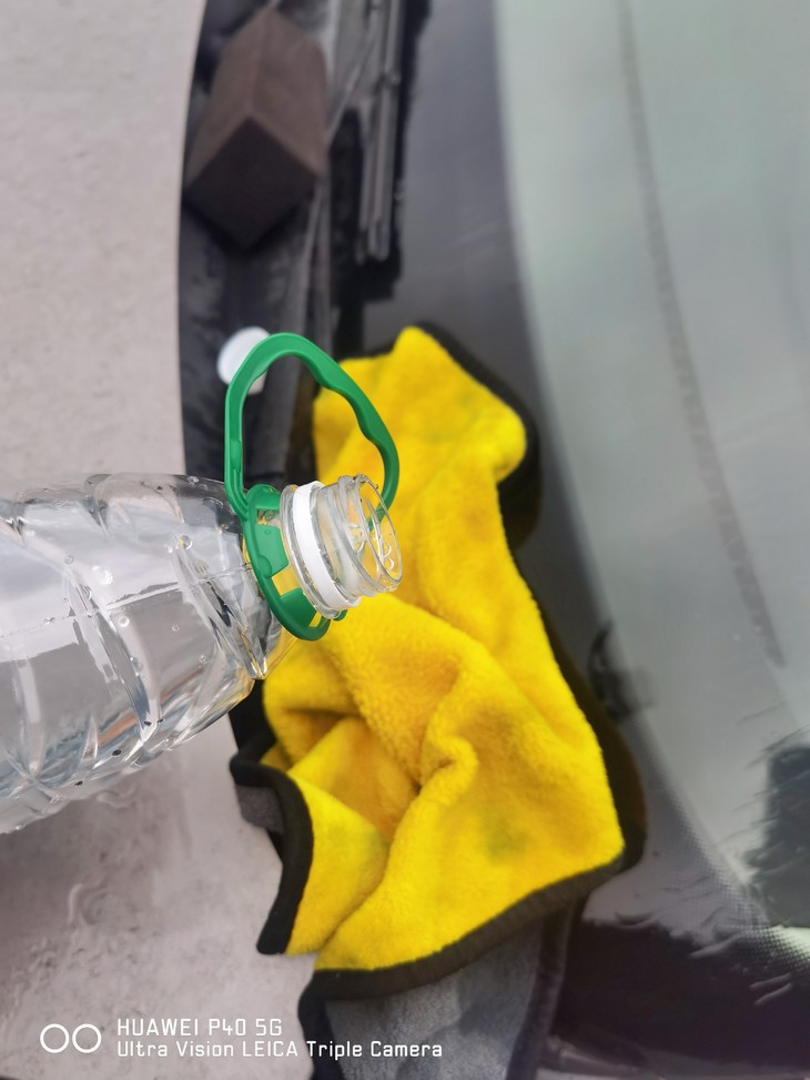 挡风玻璃油膜去除好帮手'油膜去除剂'