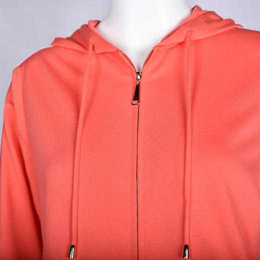 圣三利女装纯色连帽款休闲上衣SL321A12 商品图3