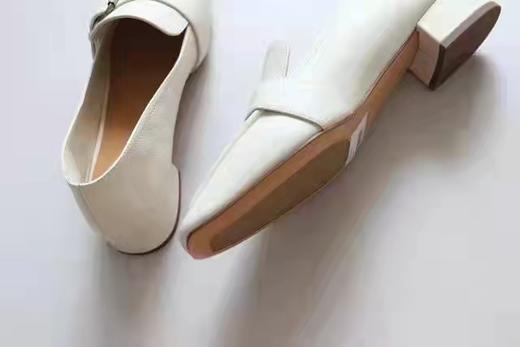 带跟乐福鞋 商品图1