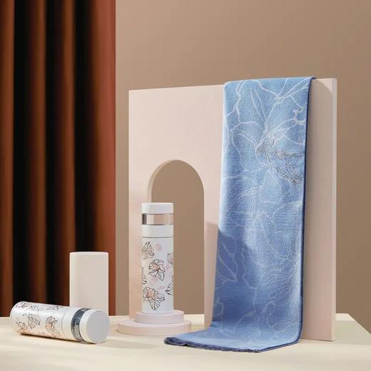 万事利-秋意浓 大方巾/真丝绒围巾 100%桑蚕丝 商品图3