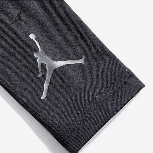 AIR JORDAN乔丹AJ童装秋新品儿童百搭速干弹力打底裤JD2032107 商品图4