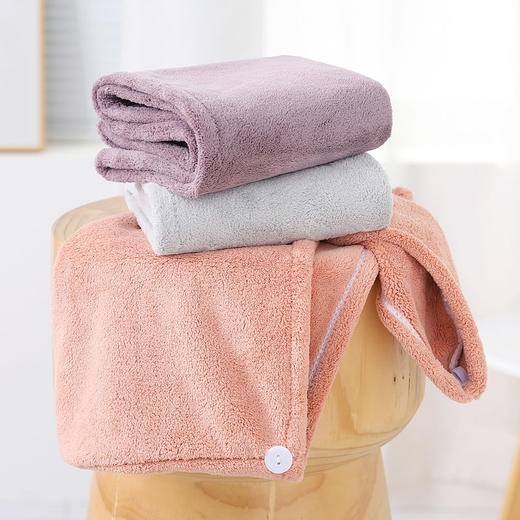 老米优品 / 软软糯糯的干发帽！《日式无印吸水速干浴帽》双层珊瑚绒材质，吸水性好，面料又厚又柔软，摸起来软fufu的，特别适合冬天用。 商品图9