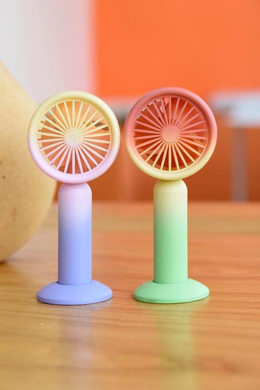艺轩迷你渐变色系手持风扇（2色）	YS2241 6*4*15CM 商品图2