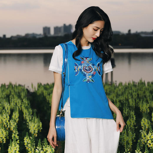 碧雨幽兰刺绣上衣马甲 | 现货加急发 商品图1