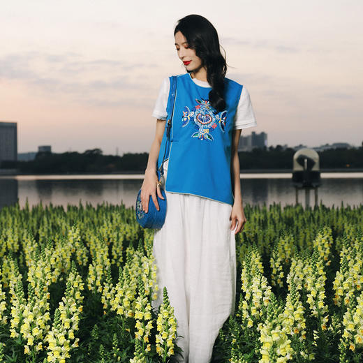 碧雨幽兰刺绣上衣马甲 | 现货加急发 商品图2