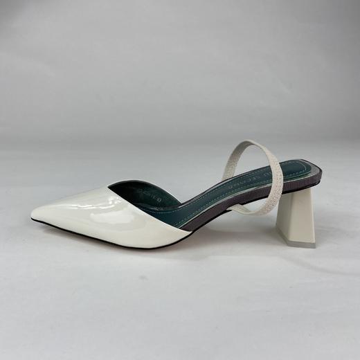 IUIU SECOND春夏时尚尖头后空凉鞋牛漆皮中跟空鞋凉鞋19991 商品图4