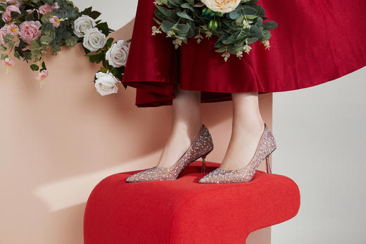 IUIU SECOND 尖头珍珠水钻高跟鞋婚鞋宴会单鞋 商品图1