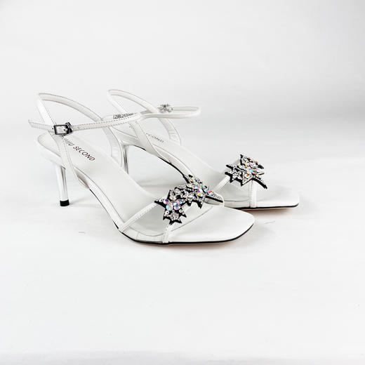 IUIU SECOND夏季时尚元素方头细跟凉鞋 商品图5