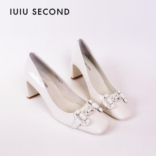 IUIU SECOND 春夏气质格调系列方头漆皮高跟鞋 商品图5