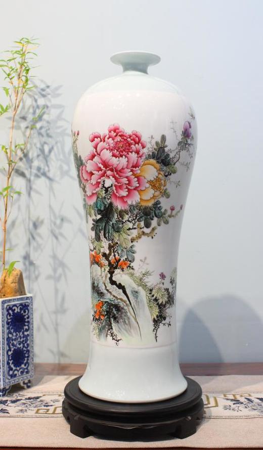 尧娟：粉彩富贵香远梅瓶 商品图0