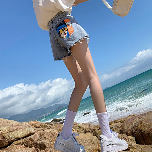 【HEY+JEANS】 2022夏季新款高腰显瘦牛仔裤 时尚热裤 牛仔裙 商品图3