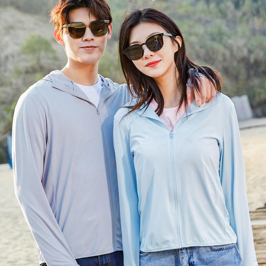【这个夏天不怕晒 黑科技防晒冰感面料】情侣款冰丝防晒衣 科技防晒 冰爽面料 快速排汗 轻盈速干 针织面料 弹力贴身 防晒外套sh 商品图3