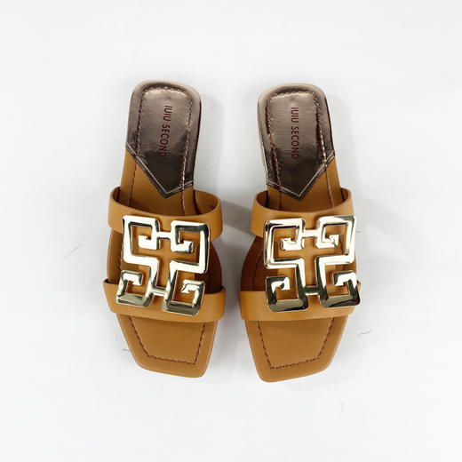 IUIU SECOND夏季时尚金属元素牛皮矮跟拖鞋 商品图2