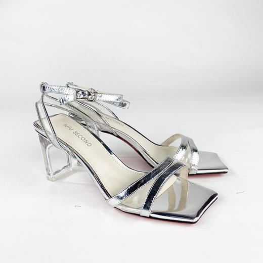 IUIU SECOND夏季时尚漆皮高跟凉鞋 商品图2