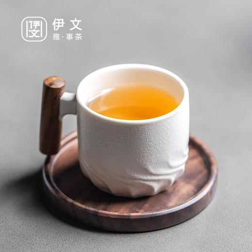 木柄防烫品茗杯功夫茶杯陶瓷主人杯单杯家用茶盏杯垫套装茶道杯 清风木柄品杯（白）+胡桃木杯垫 商品图8