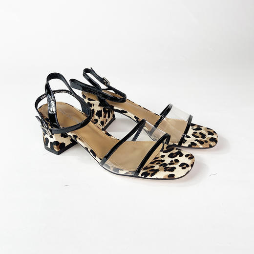 IUIU SECOND夏季时尚花纹方头粗跟凉鞋 商品图4