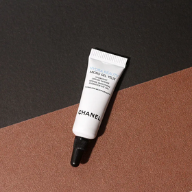 【爆款超低价预售 急单慎拍】香奈儿山茶花保湿眼部微精华3ml 滋润补水 淡化细纹专柜中小样