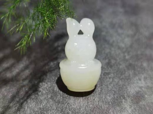 【御珠宫坊】羊脂白玉小兔挂件 商品图3