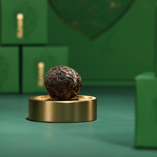 2022第七大茶山 (景迈龙珠）生茶礼盒装（带杯）112g 商品图3