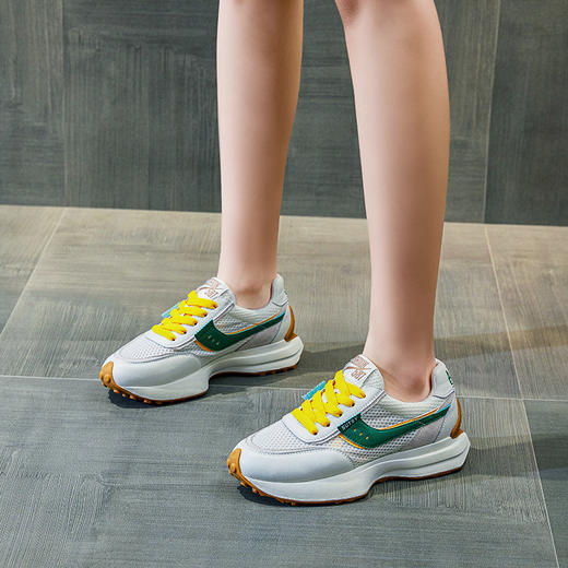 HYL-583 2022韩版新款夏季运动小蛮腰女鞋真皮阿甘老爹鞋透气网面跑步鞋女 商品图2