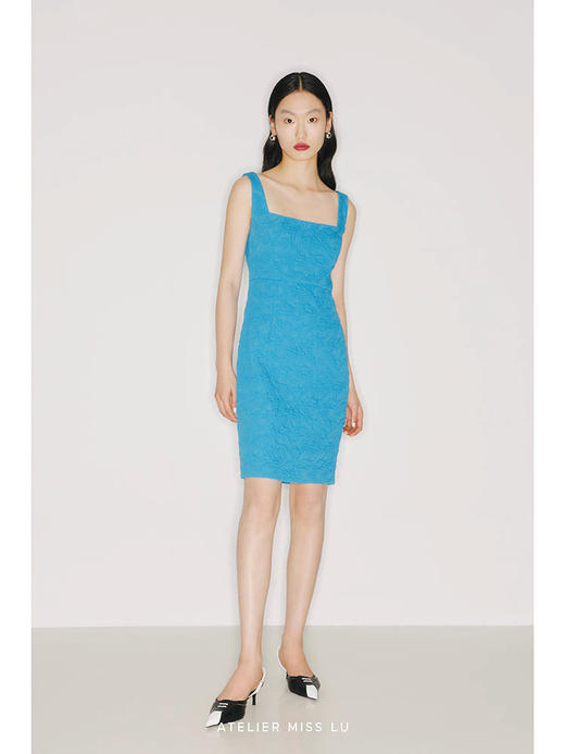 【微风伊比萨】伊比萨蓝质感肌理面料方领吊带包身连衣裙/2200005 商品图1