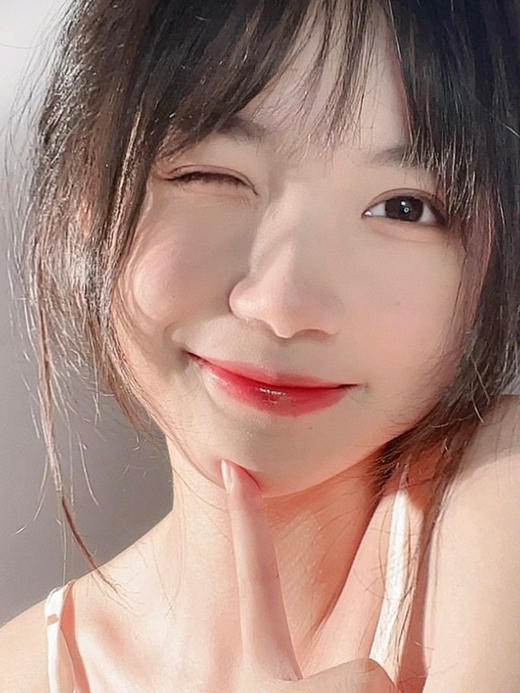 Favorr beauty 粉灯泡 年抛 直径14.0 着色12.8 含水38% 基弧8.6 商品图9