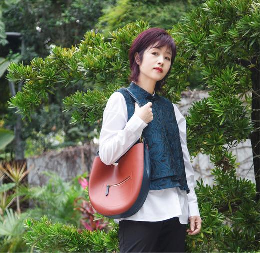 刺绣中式马甲 商品图0