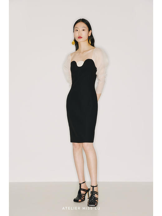 【日出海面】圆半初升领口设计象牙白薄纱拼接黑色修身连衣裙/22000025 商品图0