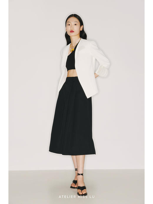 【塔罗】重工圆片拼接水流开襟北极狼白收腰外套/220011B 商品图0