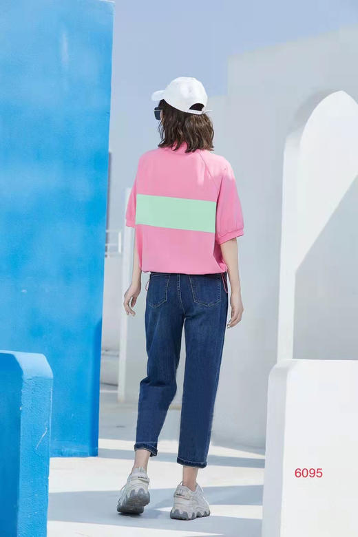 女半拉链短T6095 商品图3