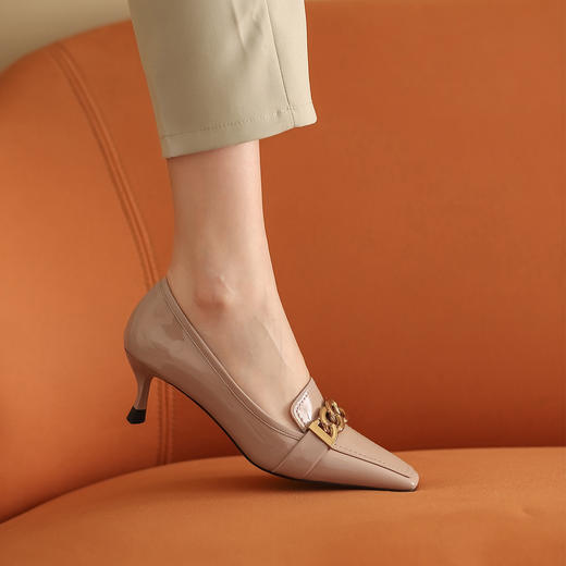 westory女鞋2021夏季新款方头金属链条饰扣中低跟职场通勤百搭单鞋女S21AE53431 商品图0