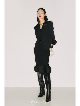 【琴尾】下摆重工圆片薄纱拼接黑色半裙/220001A